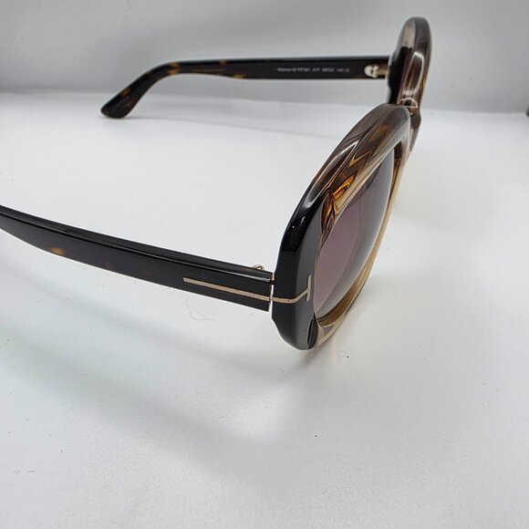 Tom Ford Bianca Brown Oversized Sunglasses with Case - Picture 2 of 12